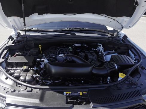 Used 2023 Dodge Durango GT AWD/4WD image 9