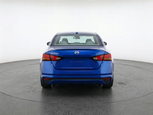 Used 2025 Nissan Altima 2.5 SV image 7