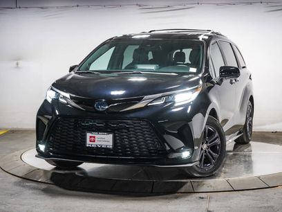 Used 2024 Toyota Sienna XSE w/ XSE Plus Package