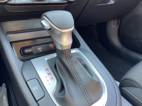 Used 2024 Kia Forte LXS image 4