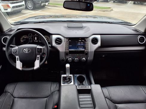 Used 2020 Toyota Tundra SR5 w/ SR5 Leather Package image 10