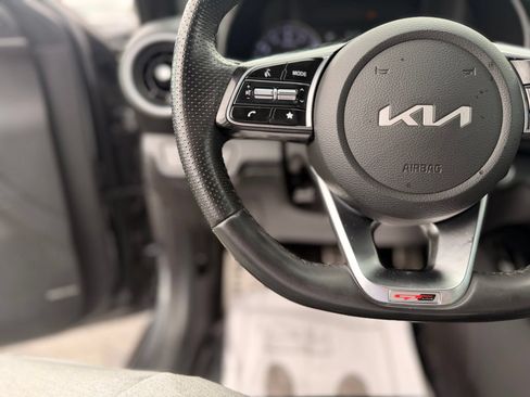 Used 2022 Kia Forte GT-Line w/ GT-Line Premium Package FWD image 17