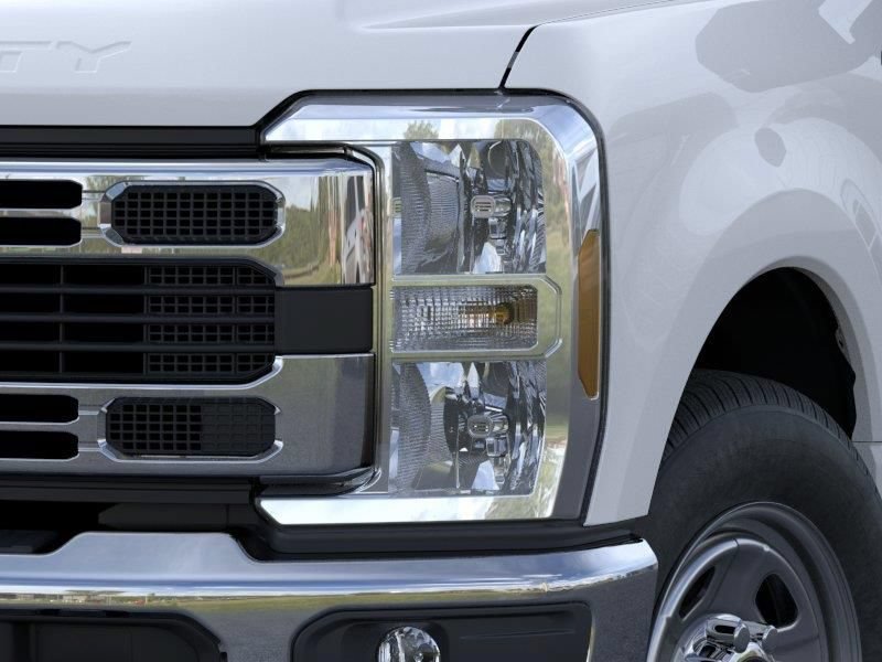 New 2026 Ford F350 XL w/ XL Chrome Package RWD image 18