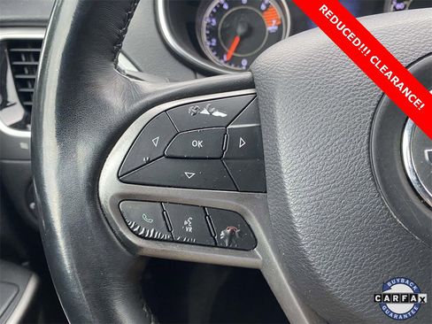 Used 2019 Jeep Cherokee Limited image 19