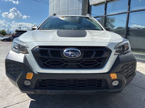 Used 2025 Subaru Outback Wilderness AWD/4WD image 2