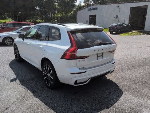 Used 2024 Volvo XC60 B5 Plus w/ Protection Package Premier AWD/4WD image 5