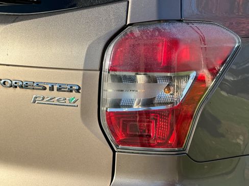 Used 2014 Subaru Forester 2.5i Premium w/ All-Weather Package image 26