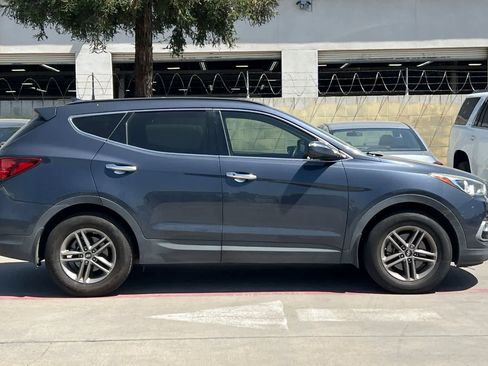 Used 2017 Hyundai Santa Fe Sport AWD/4WD image 9