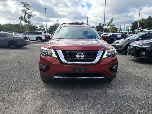 Used 2017 Nissan Pathfinder SL w/ SL Tech Package image 2