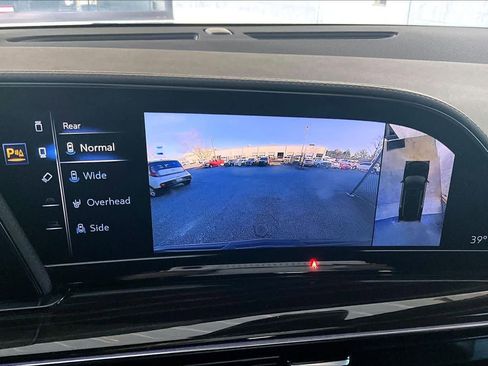 Used 2023 Cadillac Escalade ESV Premium Luxury image 29