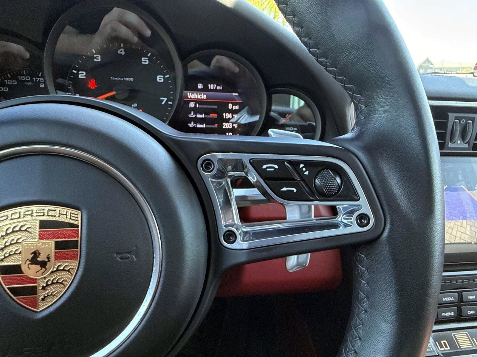 Used 2017 Porsche 911 Carrera 4S AWD/4WD image 32