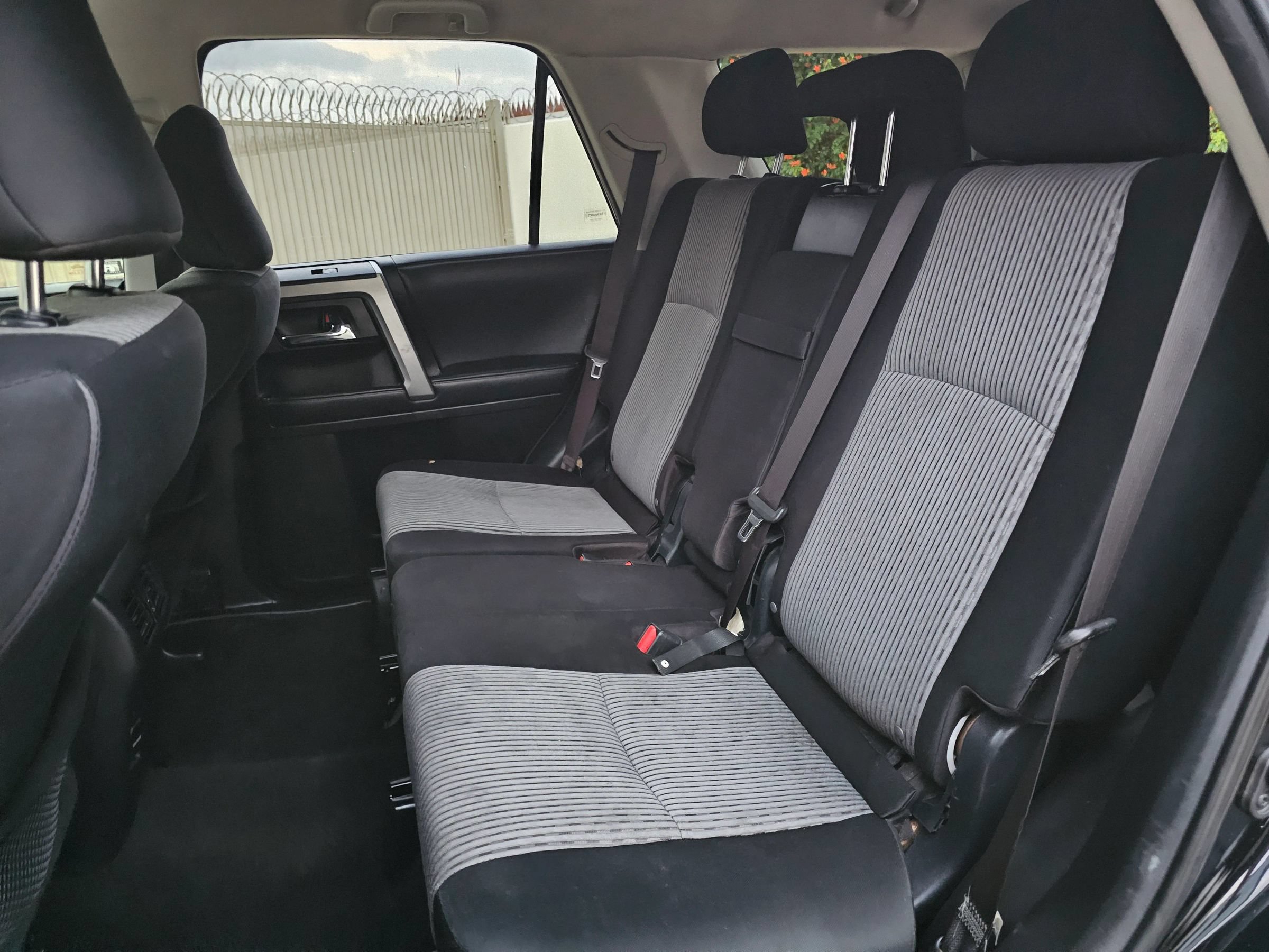 Used 2017 Toyota 4Runner SR5 RWD image 19