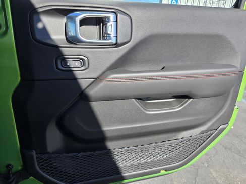 New 2026 Jeep Wrangler Unlimited Rubicon image 39