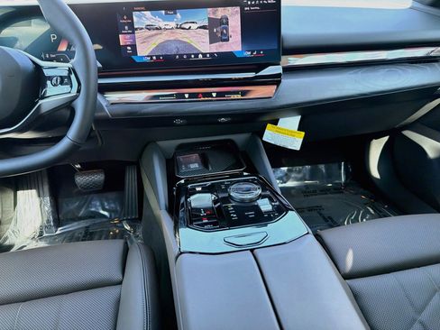 New 2027 BMW 530i w/ Premium Package RWD image 19