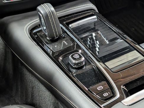 Used 2022 Volvo S60 T8 R-Design w/ Advanced Package image 26