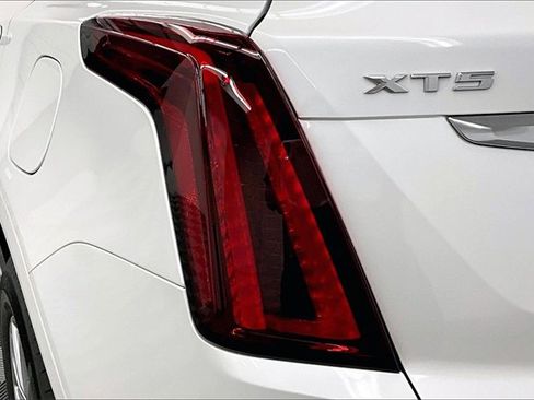 Used 2023 Cadillac XT5 Premium Luxury w/ Technology Package image 33