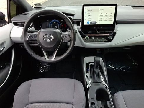 Certified 2025 Toyota Corolla SE w/ SE Premium Package FWD image 11
