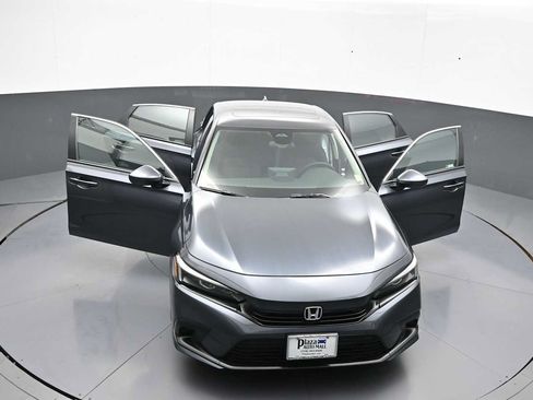 Used 2024 Honda Civic EX image 45