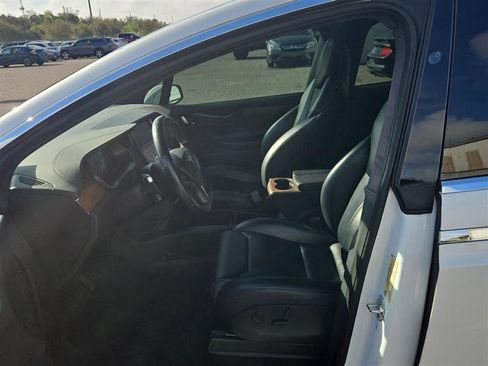 Used 2019 Tesla Model X Long Range image 8