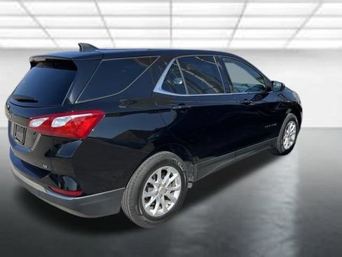 Used 2018 Chevrolet Equinox LT FWD image 3