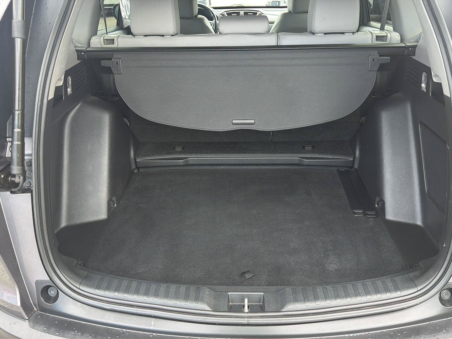 Used 2018 Honda CR-V Touring image 24