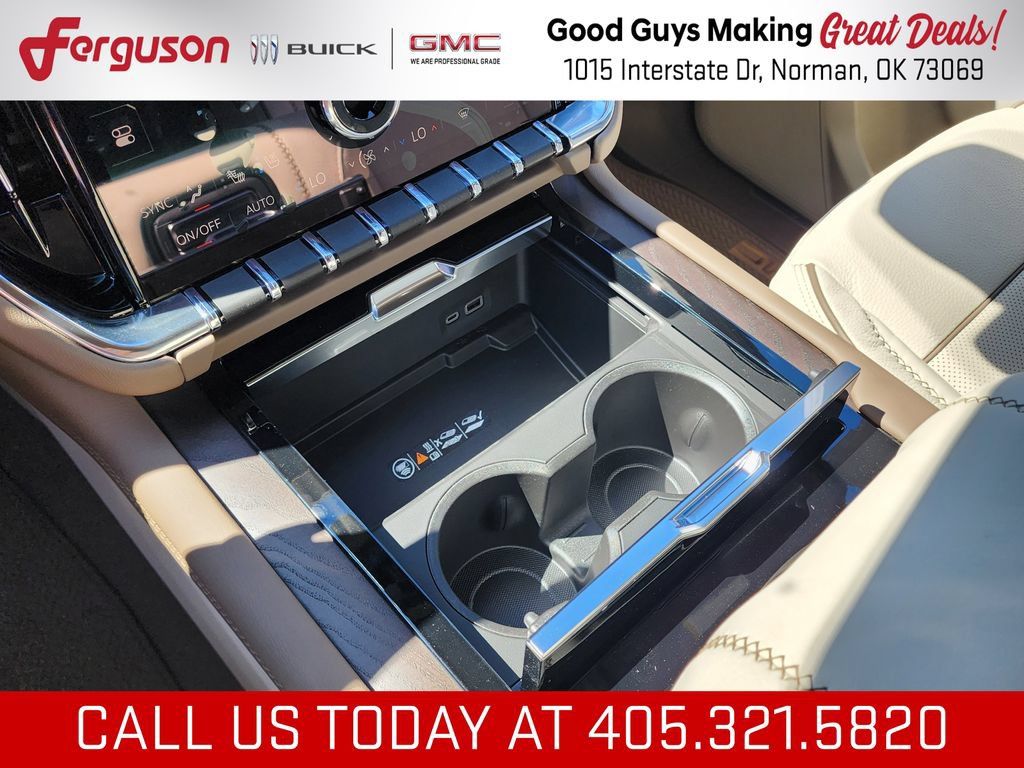 New 2026 GMC Yukon Denali w/ Denali Reserve Package AWD/4WD image 35