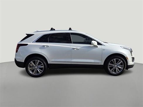 New 2026 Cadillac XT5 Premium Luxury w/ Driver Assist Package image 7