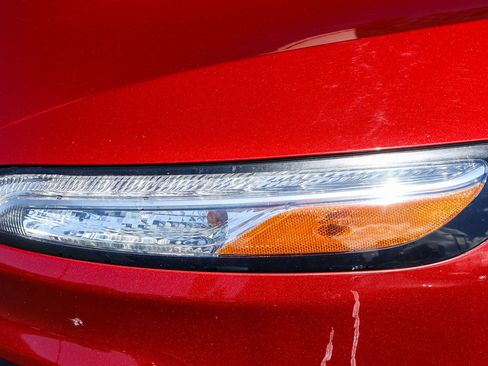 Used 2016 Jeep Cherokee Limited image 23