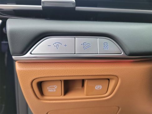 Used 2026 Genesis GV80 2.5T Prestige image 21