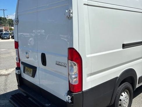 Used 2023 RAM ProMaster 3500 w/ Driver Convenience Group FWD image 5