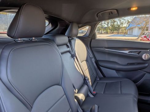 Used 2025 INFINITI QX55 Essential image 37