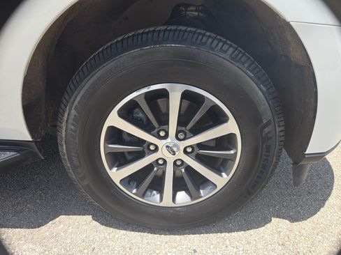 Used 2021 Ford Expedition Max XLT RWD image 28