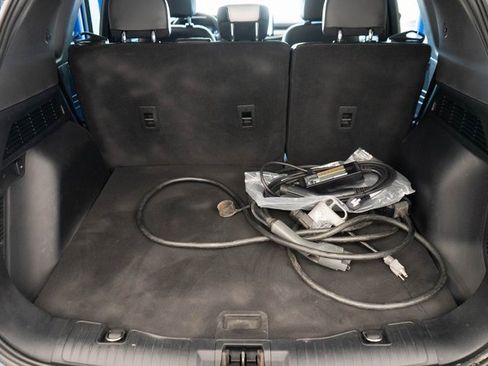 Used 2023 Ford Escape SE image 13