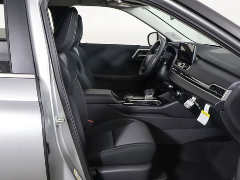 New 2026 Mitsubishi Outlander ES image 27
