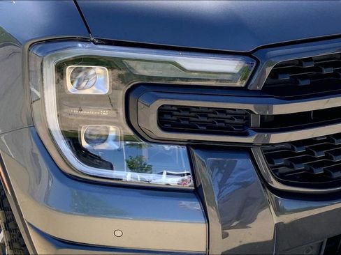 Used 2025 Ford Ranger Lariat w/ Advanced Towing Package AWD/4WD image 26