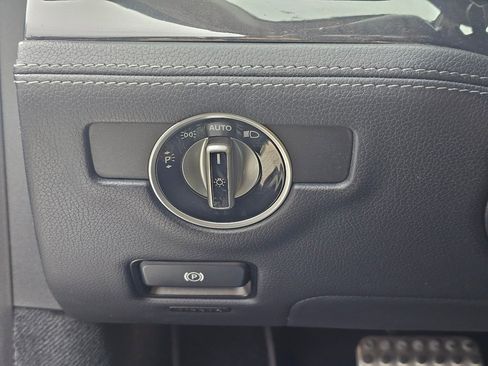 Used 2016 Mercedes-Benz SL 400 image 27