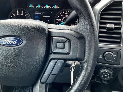 Used 2020 Ford F150 XLT w/ Equipment Group 302A Luxury AWD/4WD image 15