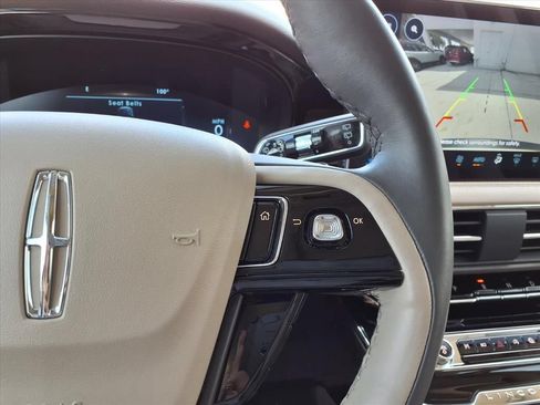 Used 2023 Lincoln Corsair Reserve w/ Equipment Group 201A FWD image 26