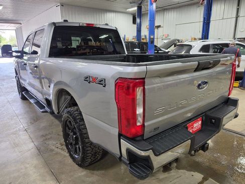 Used 2024 Ford F250 XLT AWD/4WD image 6