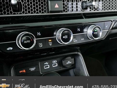 Used 2024 Honda Civic Touring image 17