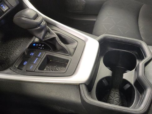 Used 2019 Toyota RAV4 XLE w/ Convenience Package image 26