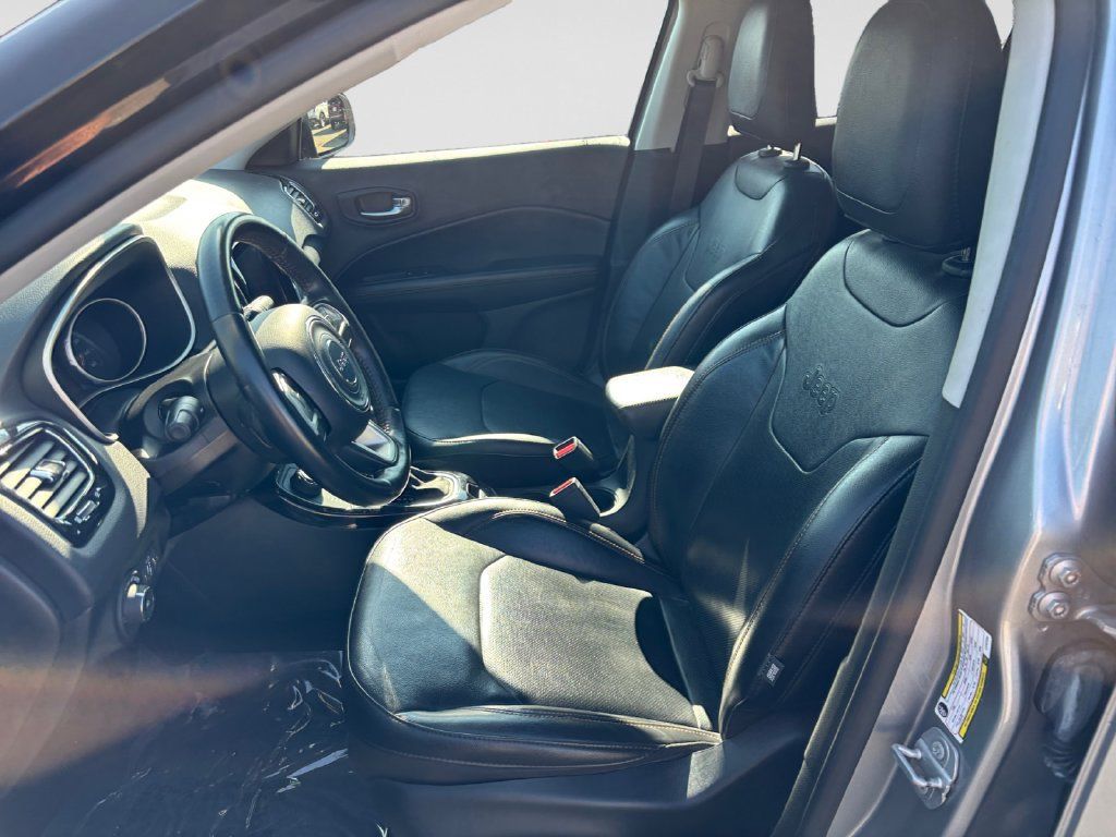 Used 2020 Jeep Compass Limited AWD/4WD image 11