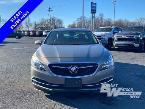 Used 2019 Buick LaCrosse Essence w/ Sun and Shade Package image 10