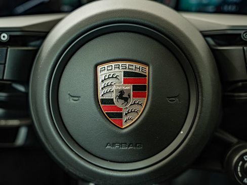 Used 2024 Porsche 911 Carrera S RWD image 38