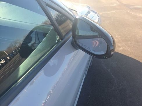 Used 2025 Kia K5 GT-Line image 3