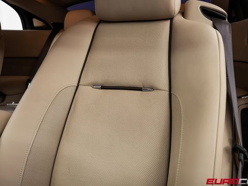 Used 2015 Rolls-Royce Wraith image 36