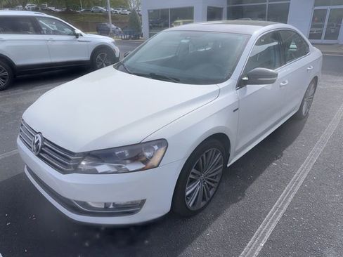 Used 2014 Volkswagen Passat 1.8T Sport image 14