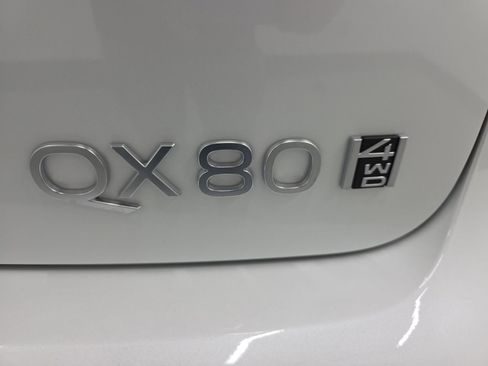 New 2026 INFINITI QX80 Luxe w/ Cargo Package AWD/4WD image 15