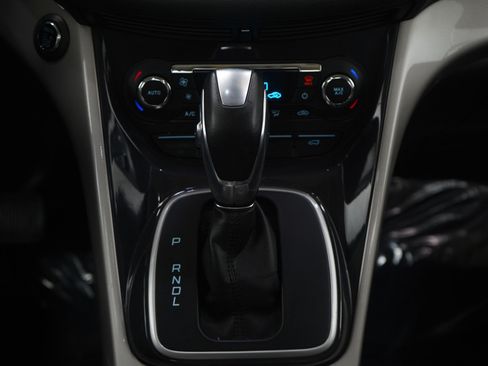 Used 2013 Ford C-MAX SEL image 18