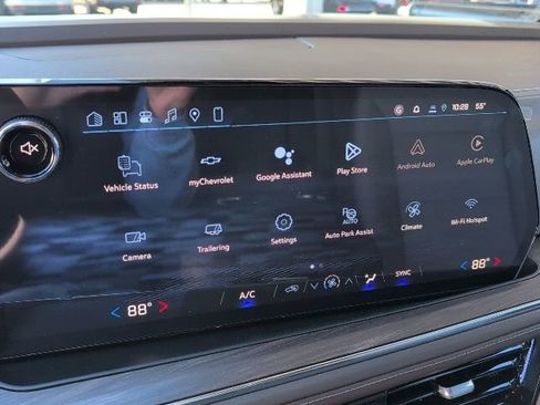 New 2026 Chevrolet Tahoe LS image 23